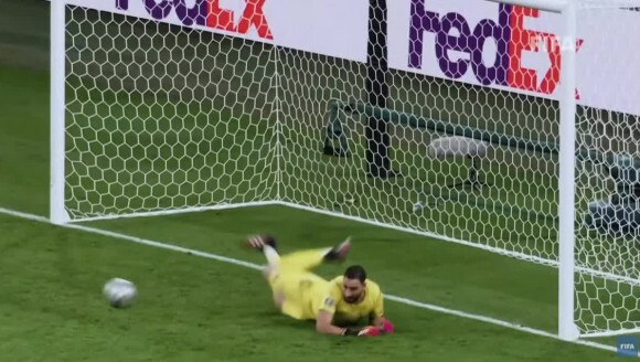 梅罗领衔！FIFA年度最佳11人阵容出炉