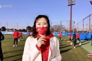 央视记者：阿兰、洛国富今日将在酒店休息调整，不会参加国足合练