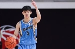 首钢队想与杨阿力续约 但后者选择福建队 希望获得更多的锻炼机会